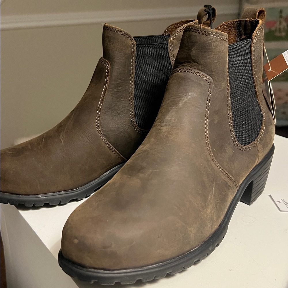 Denver Hayes Quad Comfort Footwear